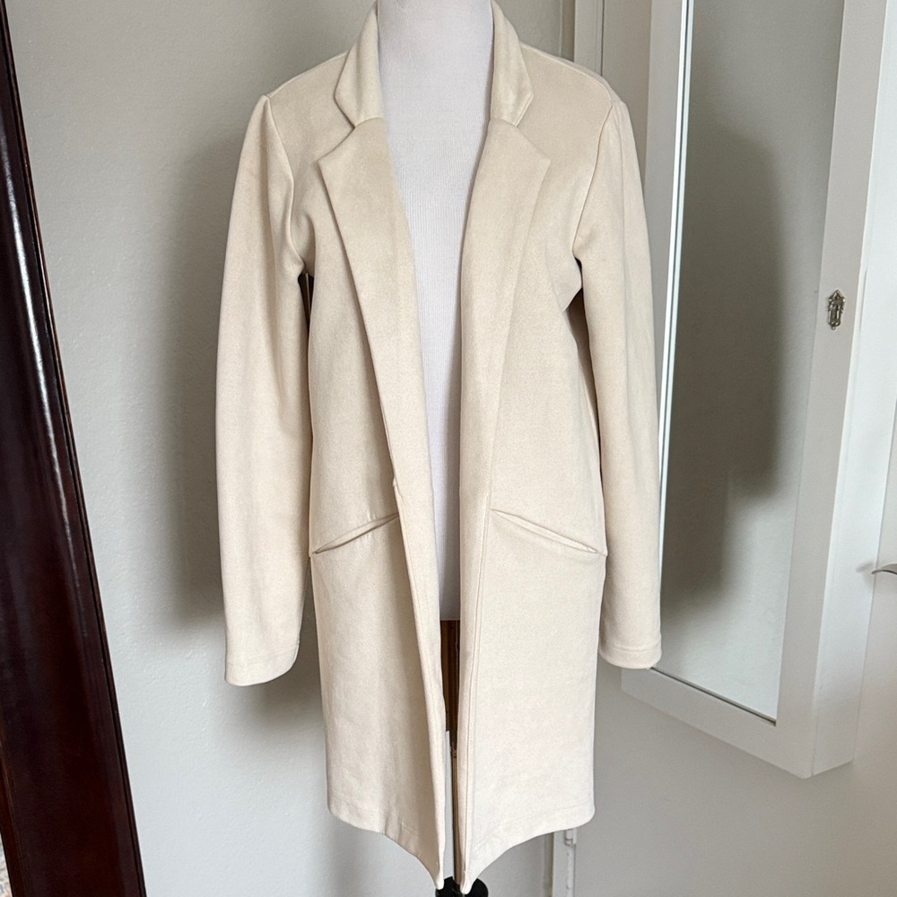 Elegant Winter White Women's Coat